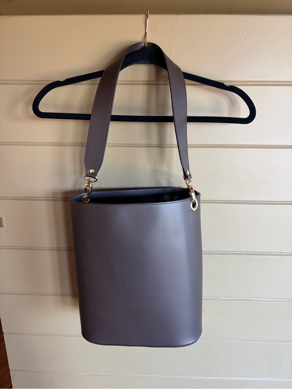 Minimalist Brown Leather Bucket Bag